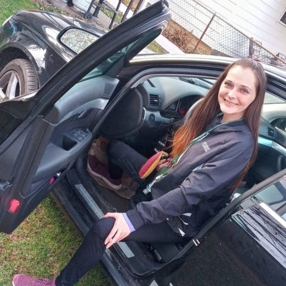 Meet your Posher, Rachel